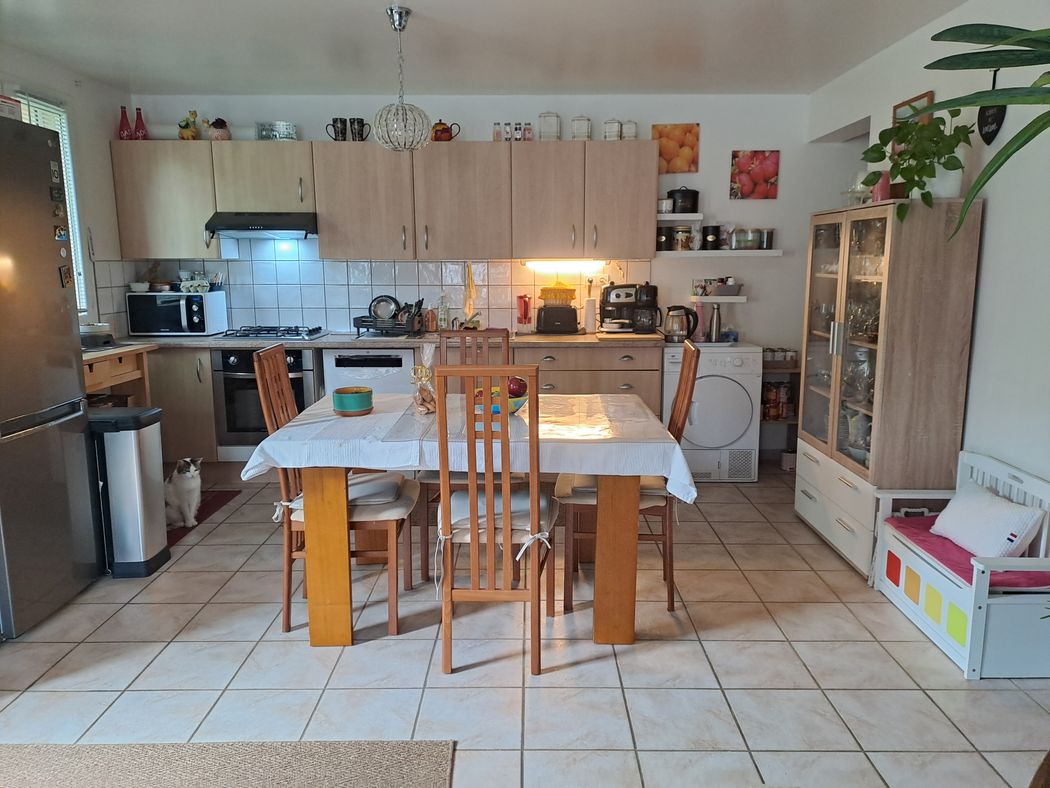 Maison Partagée Seniors | 710 EUR/mois | Éguilles | Bouches-du-Rhône | France